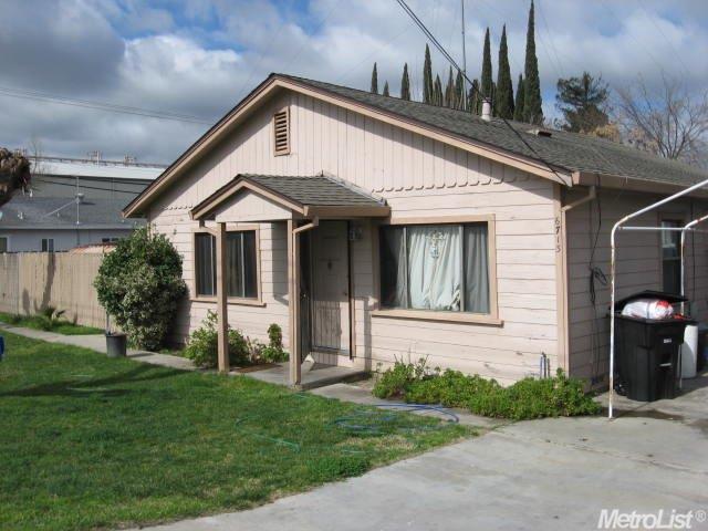 6713 Walker Ln, Hughson, CA 95326 photo 1