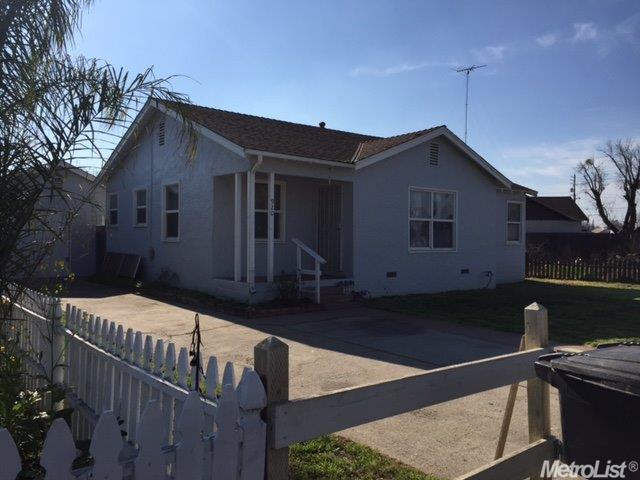 920 Turner St, Modesto, CA 95351 photo 2