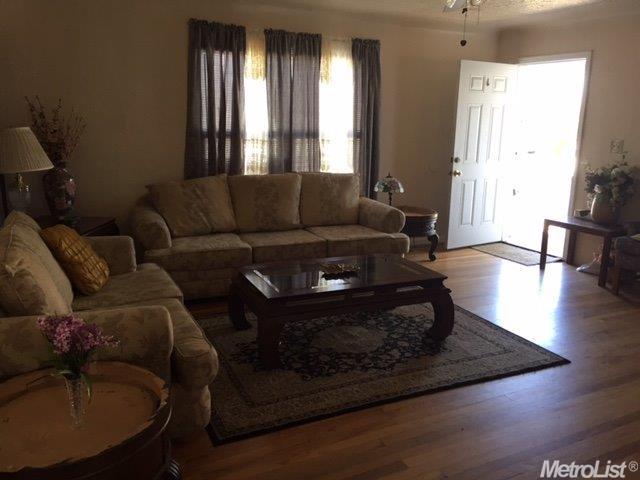 920 Turner St, Modesto, CA 95351 photo 5