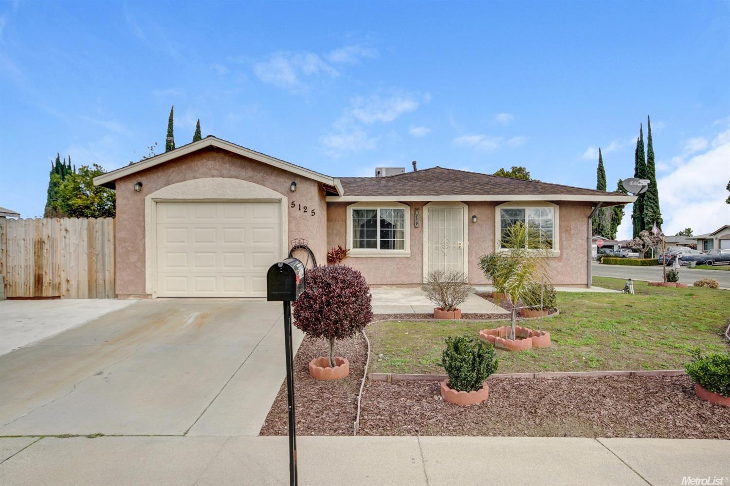 5125 Loretta Ave, Modesto, CA 95357 photo 1
