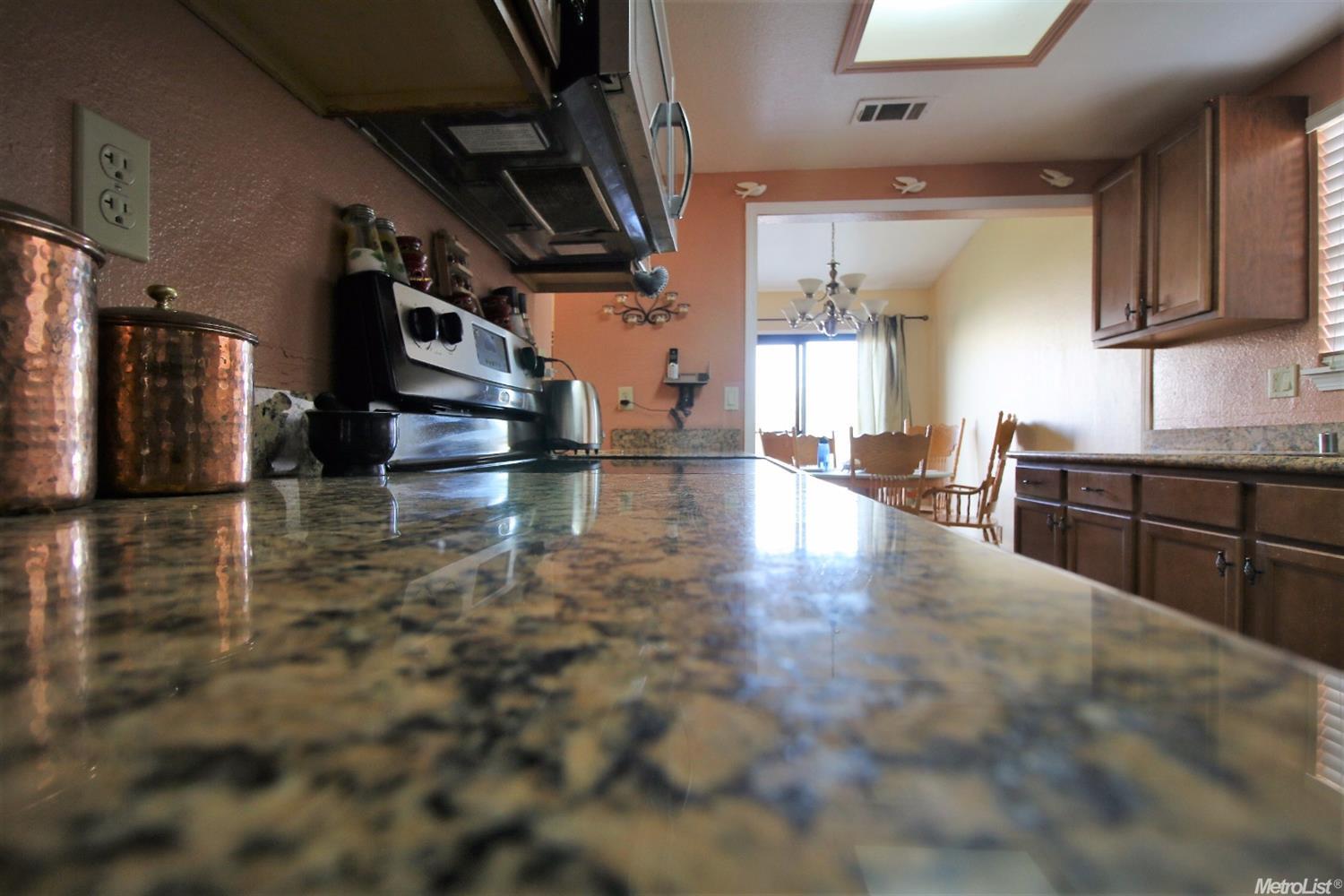 423 Elgin Ave, Lodi, CA 95240 photo 11