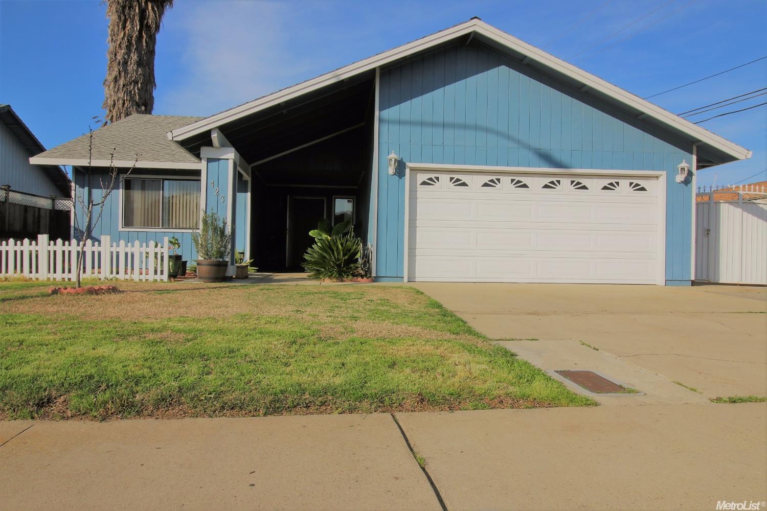 423 Elgin Ave, Lodi, CA 95240 photo 1