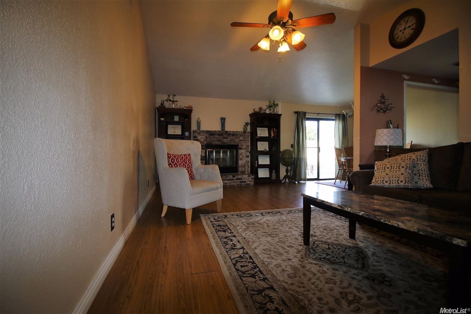 423 Elgin Ave, Lodi, CA 95240 photo 7