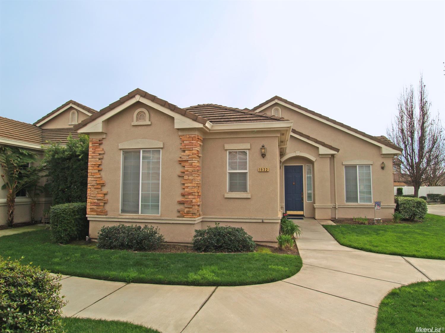 1632 Windy Cove Ln, Ripon, CA 95366 photo 2