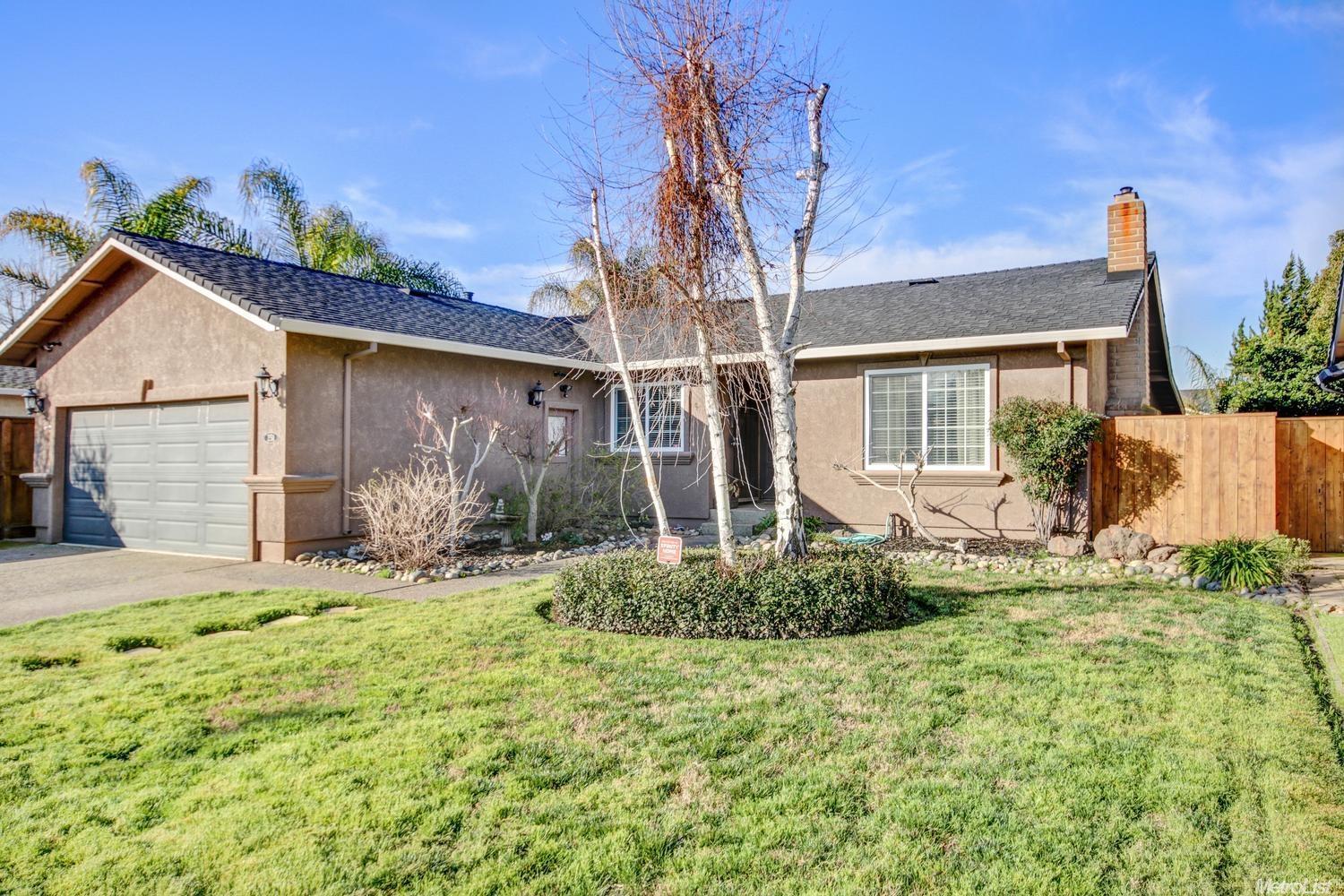 251 Palomar Dr, Lodi, CA 95242 photo 2