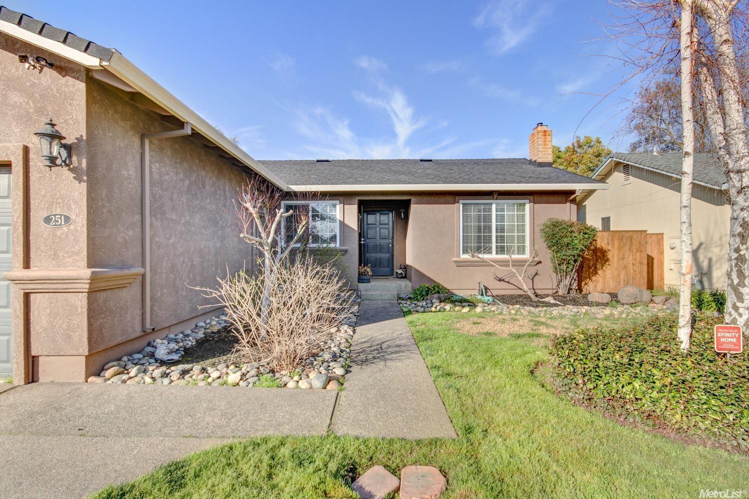 251 Palomar Dr, Lodi, CA 95242 photo 3