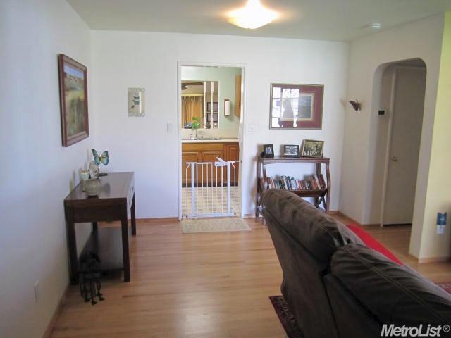 604 Ribier Ave, Lodi, CA 95240 photo 5