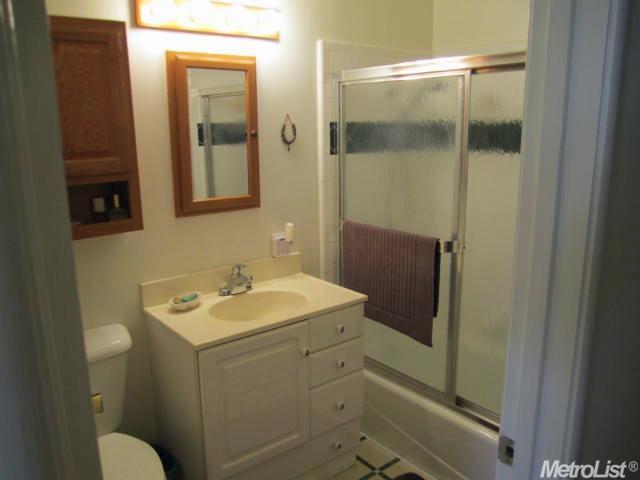 604 Ribier Ave, Lodi, CA 95240 photo 11