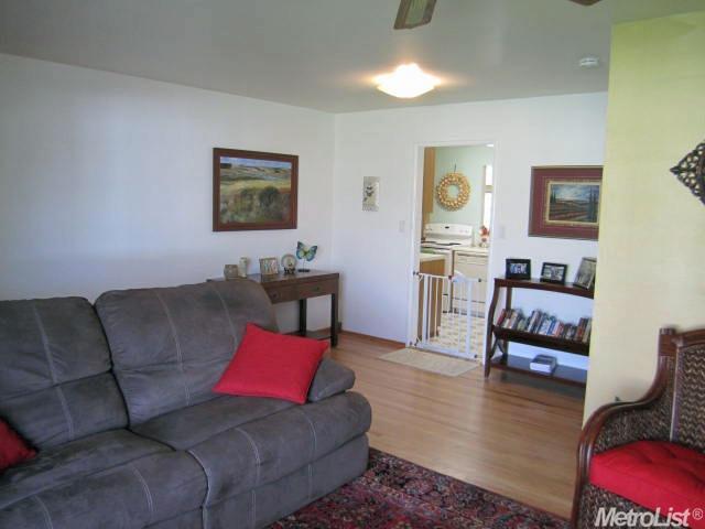 604 Ribier Ave, Lodi, CA 95240 photo 4
