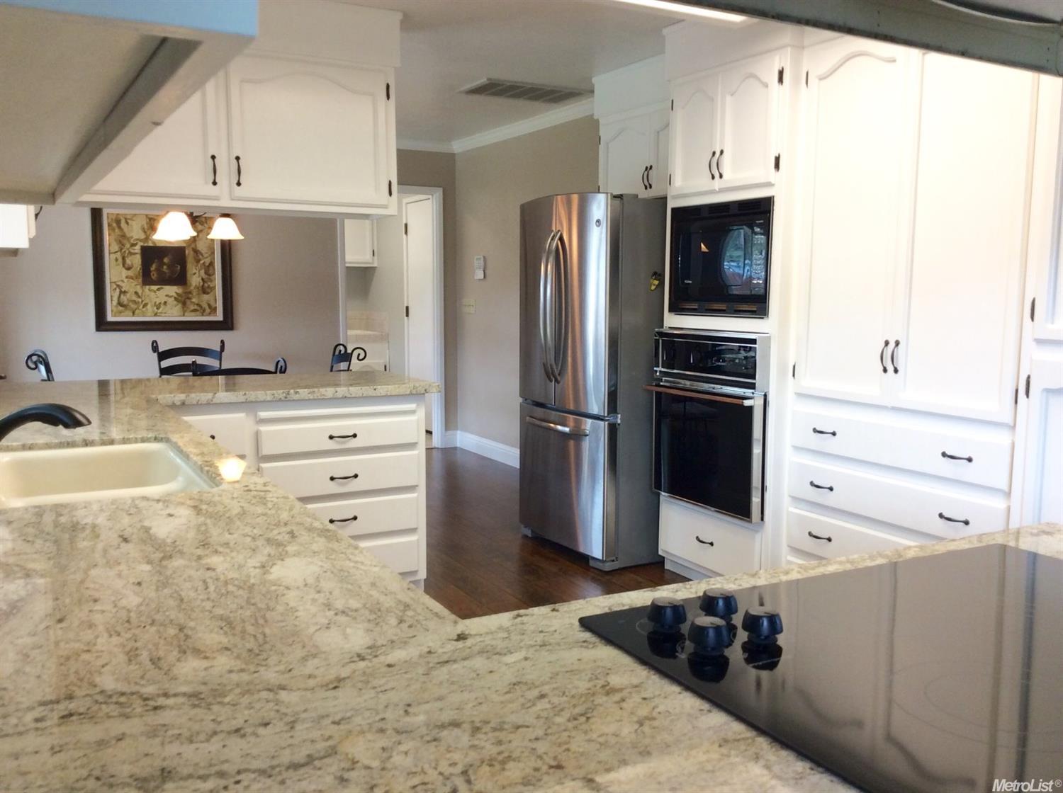 1001 Riesling Dr, Modesto, CA 95351 photo 13
