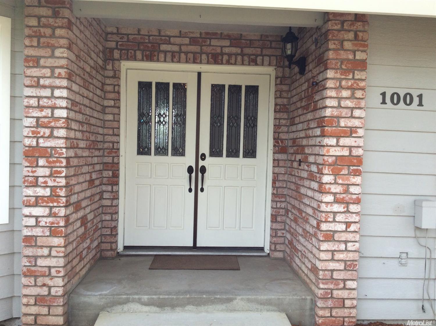1001 Riesling Dr, Modesto, CA 95351 photo 4
