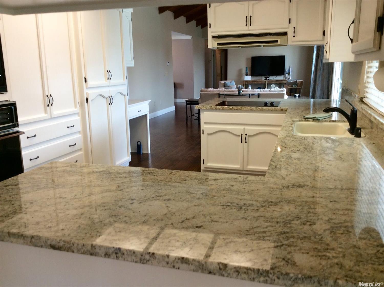 1001 Riesling Dr, Modesto, CA 95351 photo 11