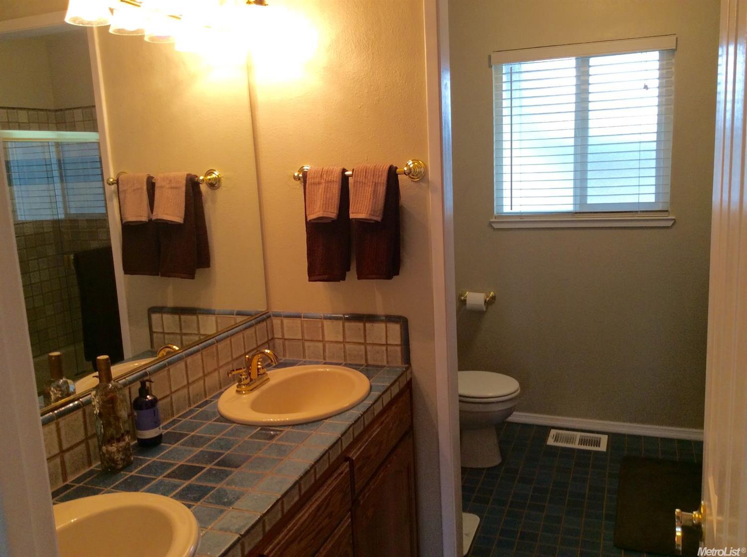 1001 Riesling Dr, Modesto, CA 95351 photo 23