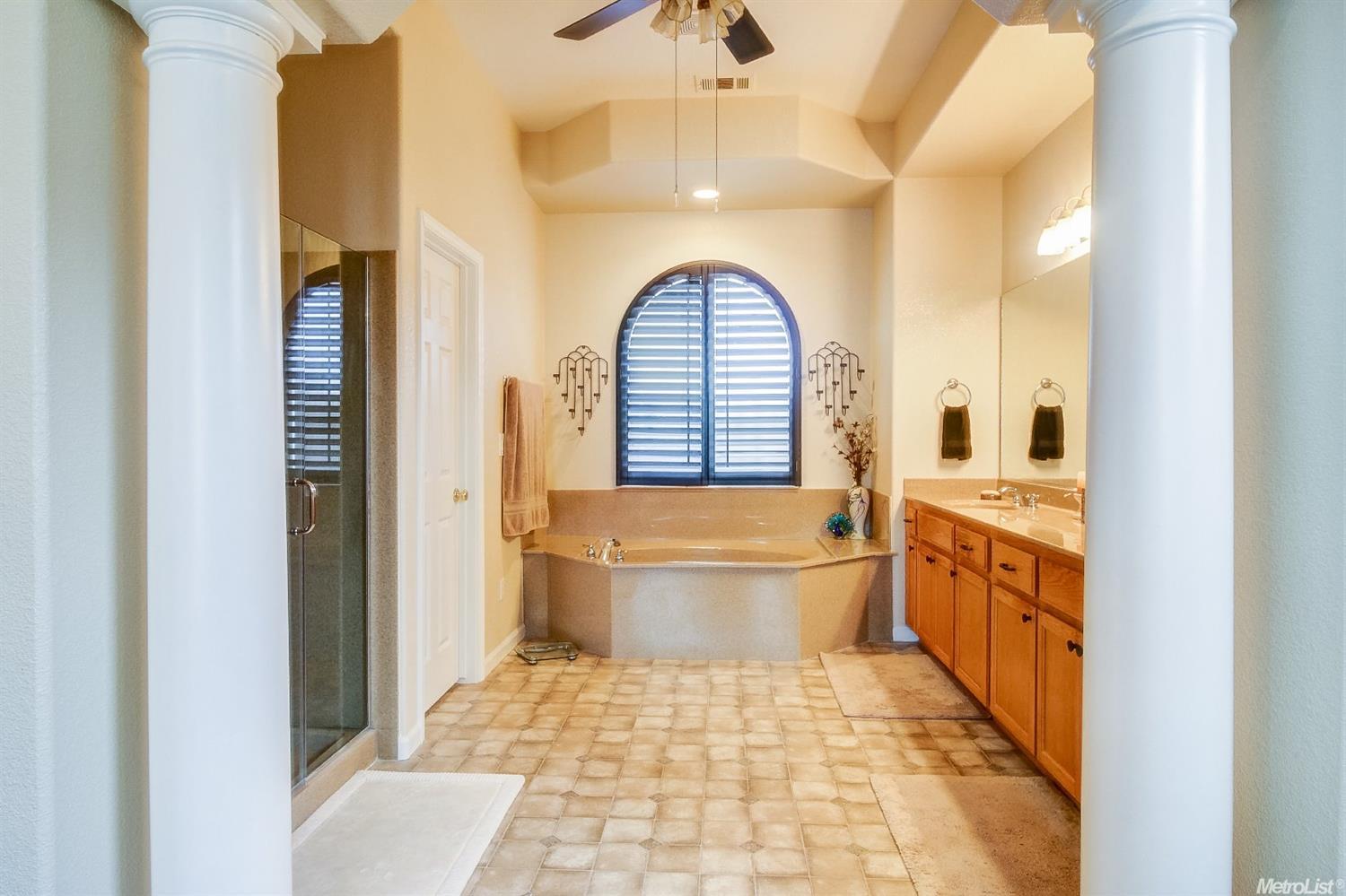 557 Franklin Ln, Ripon, CA 95366 photo 17
