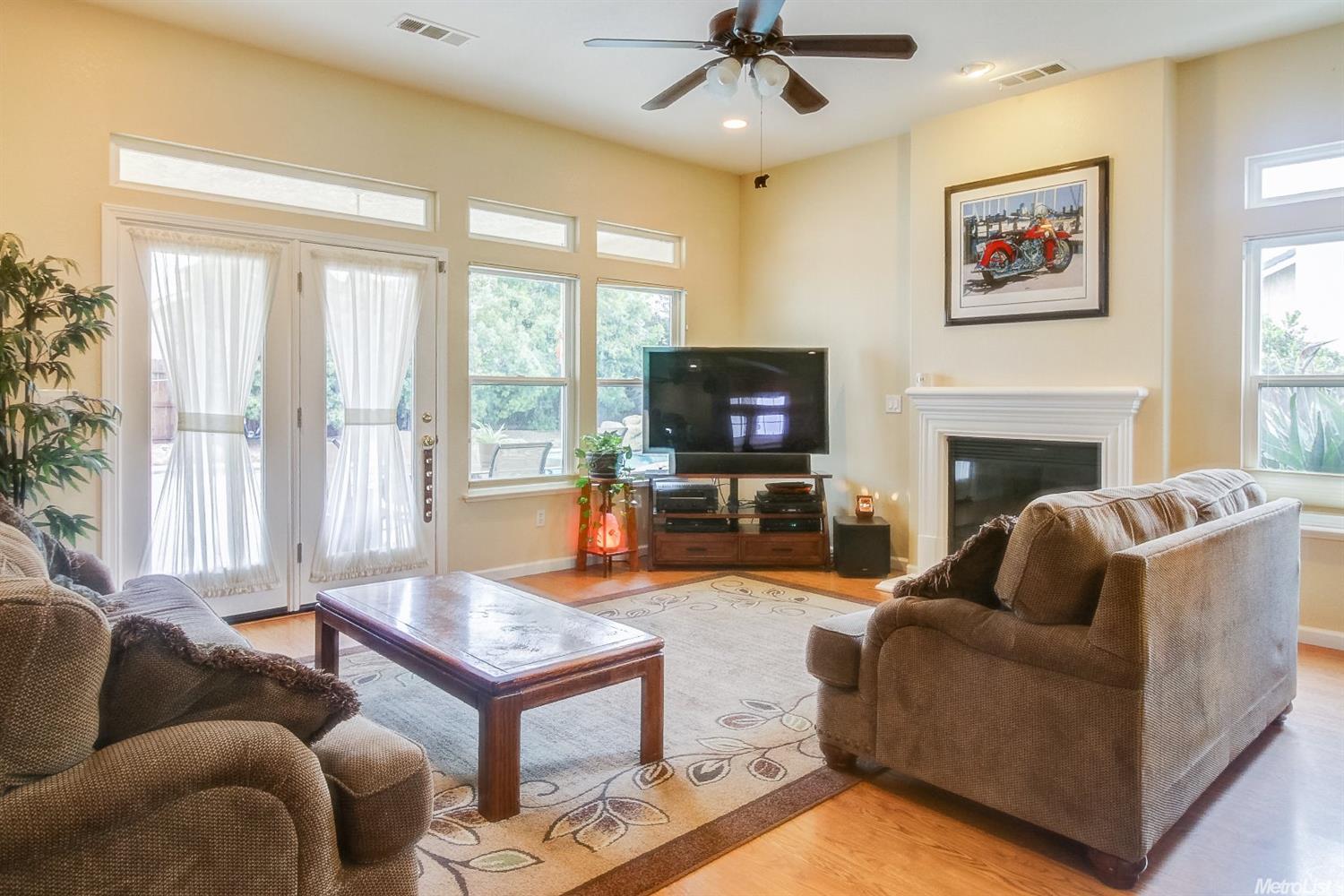 557 Franklin Ln, Ripon, CA 95366 photo 8
