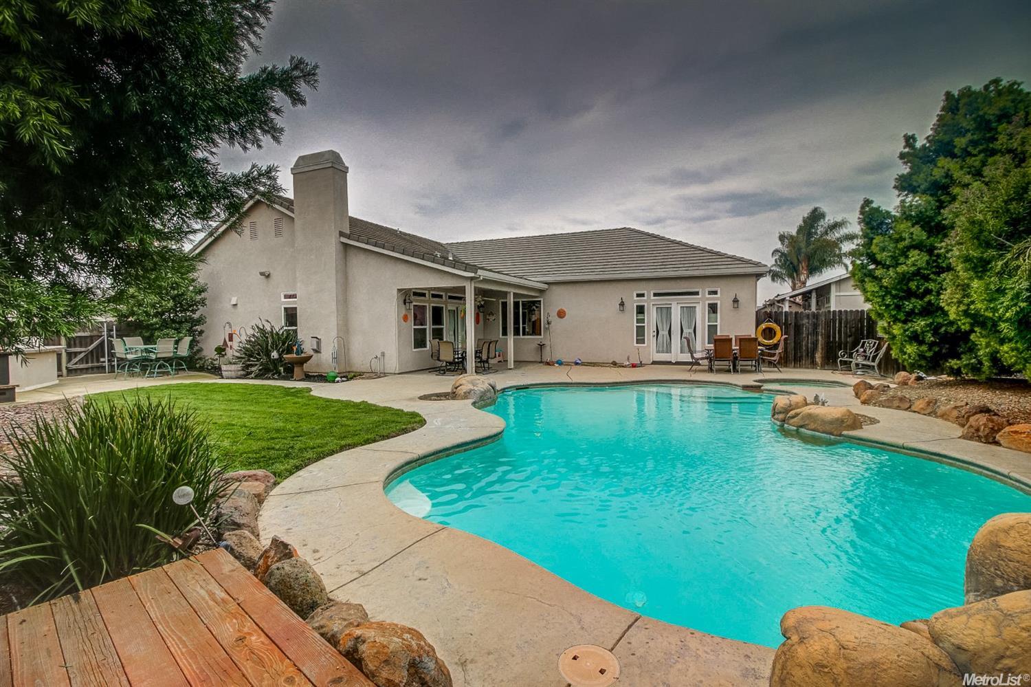 557 Franklin Ln, Ripon, CA 95366 photo 23