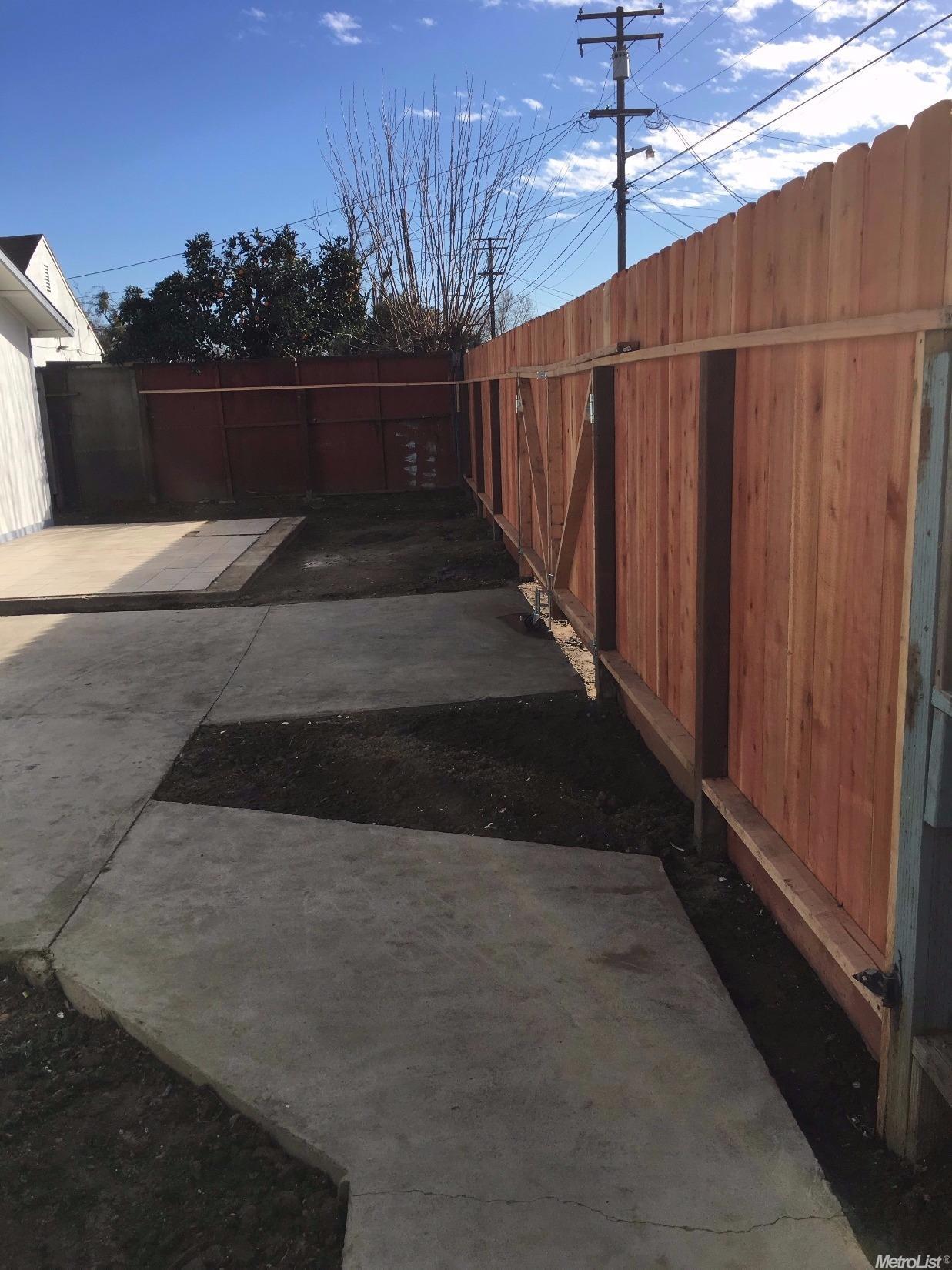 1412 Oregon Dr, Modesto, CA 95354 photo 12