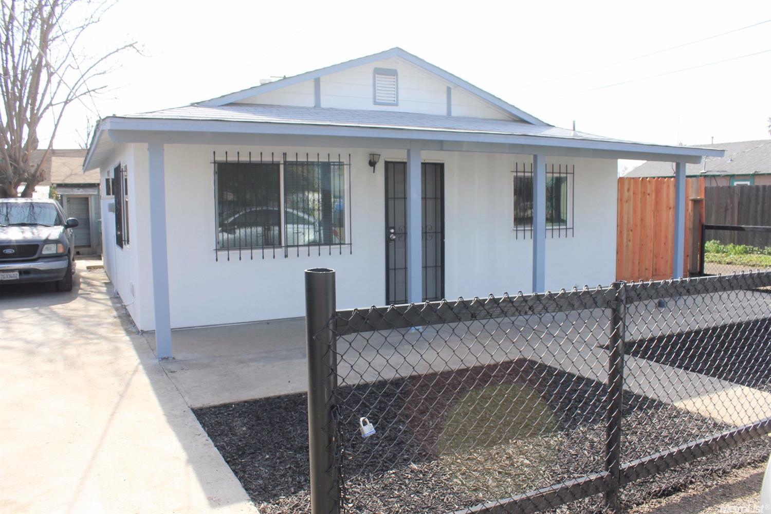 1412 Oregon Dr, Modesto, CA 95354 photo 1