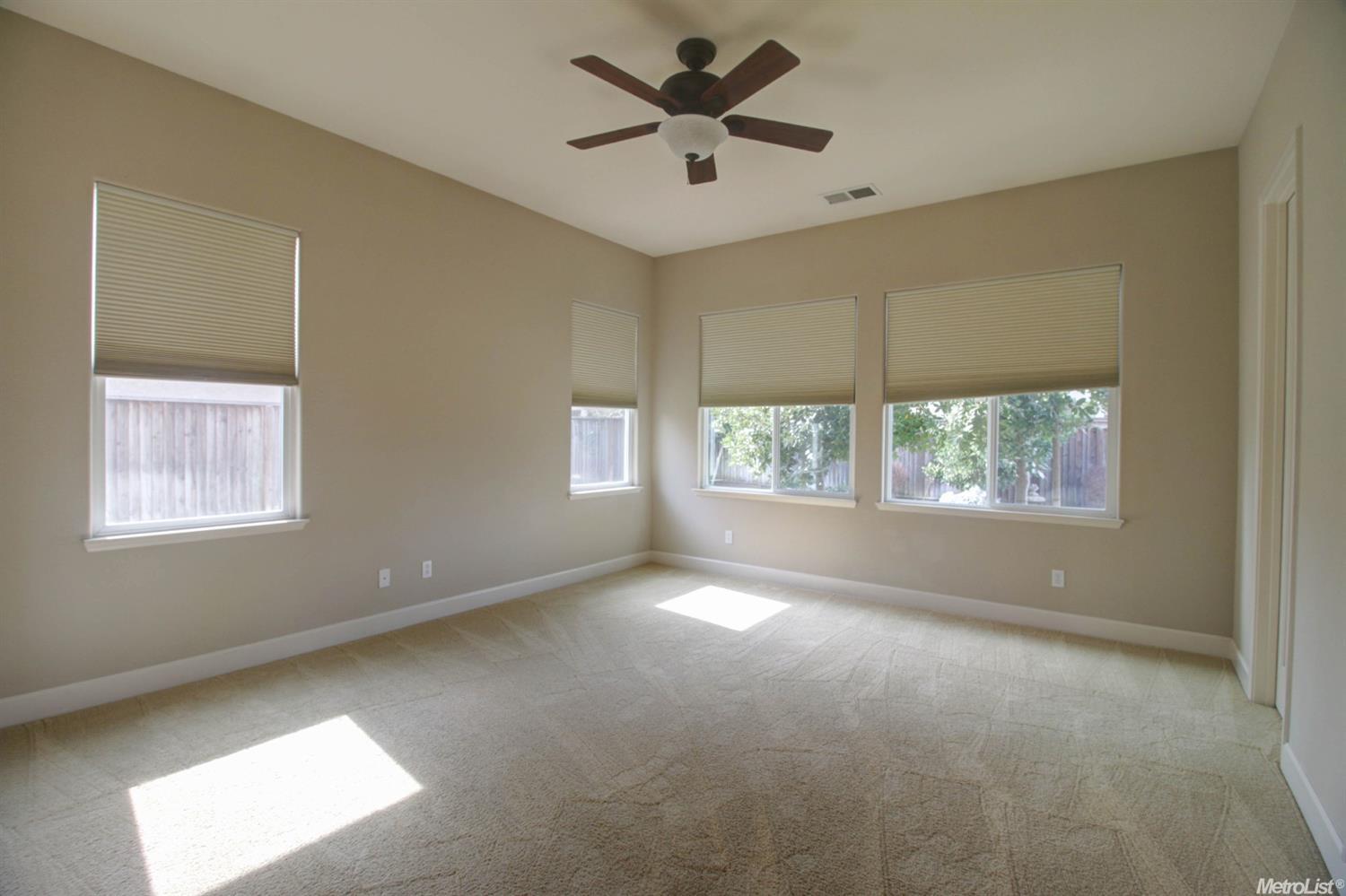 1169 S Highland Ave, Ripon, CA 95366 photo 9