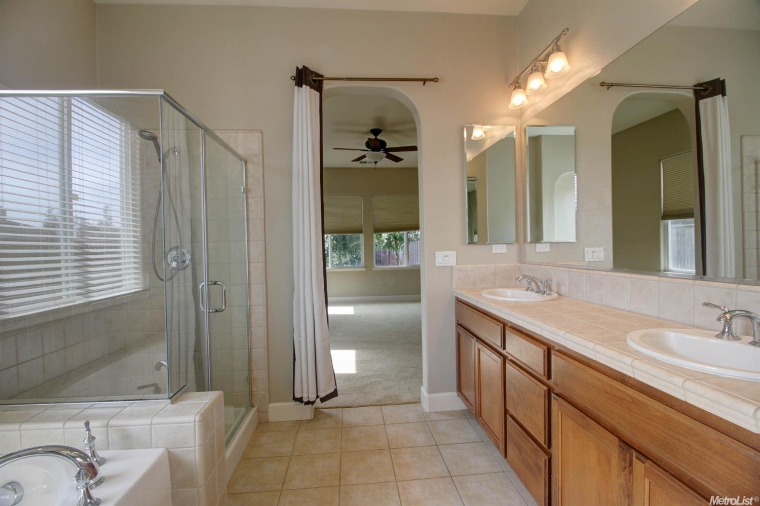 1169 S Highland Ave, Ripon, CA 95366 photo 11