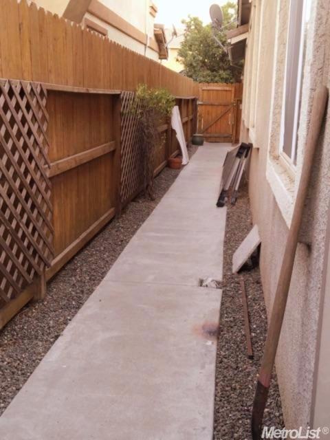 3421 Vancouver Dr, Modesto, CA 95355 photo 19