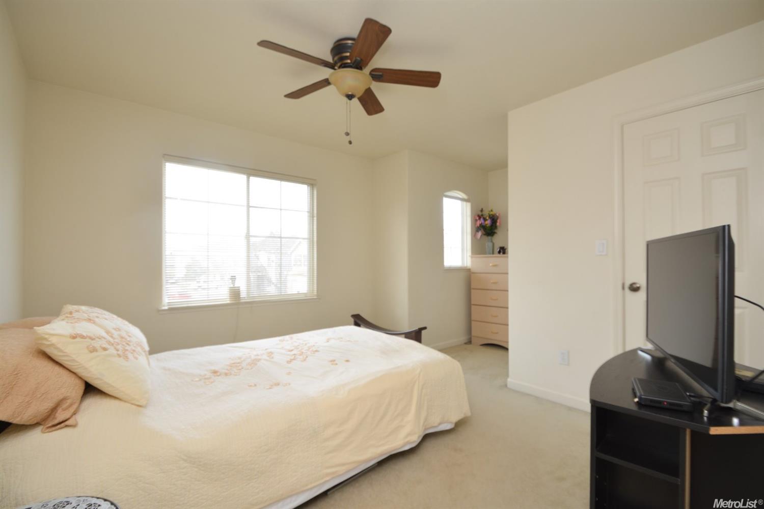 1102 Silver Brook Pl, Manteca, CA 95337 photo 21