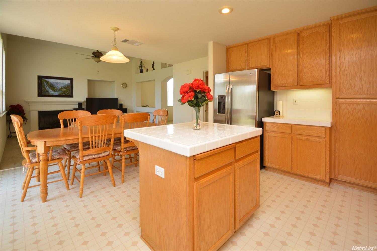 1102 Silver Brook Pl, Manteca, CA 95337 photo 13