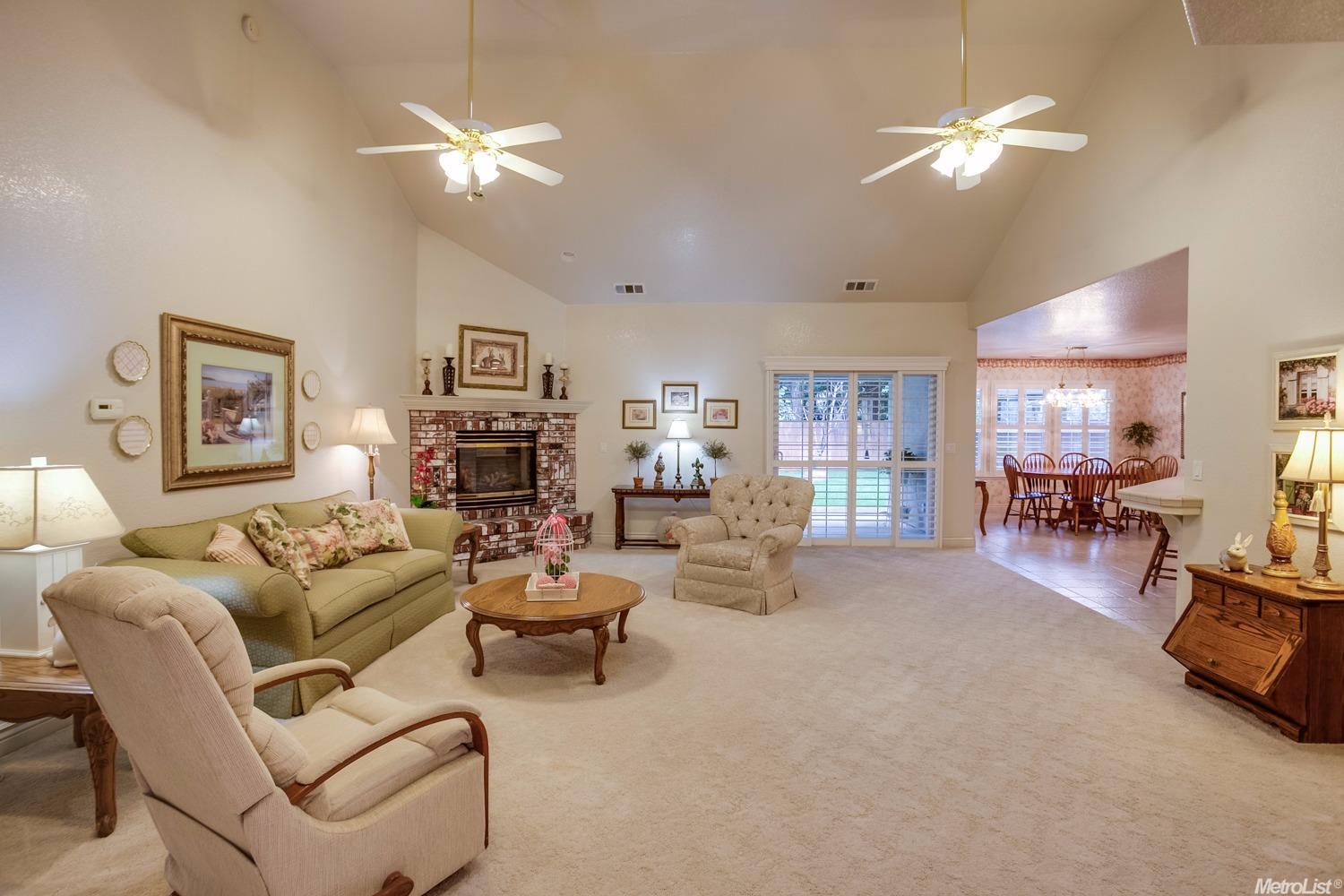 1681 Graywolf Cir, Turlock, CA 95382 photo 2
