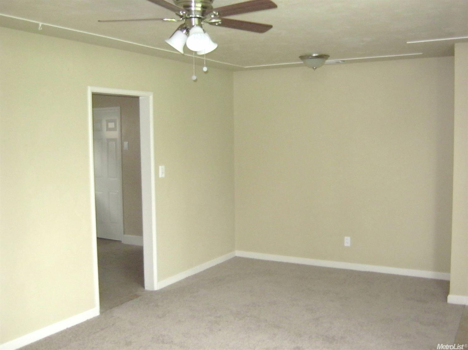 500 Colfax Ave, Modesto, CA 95354 photo 9