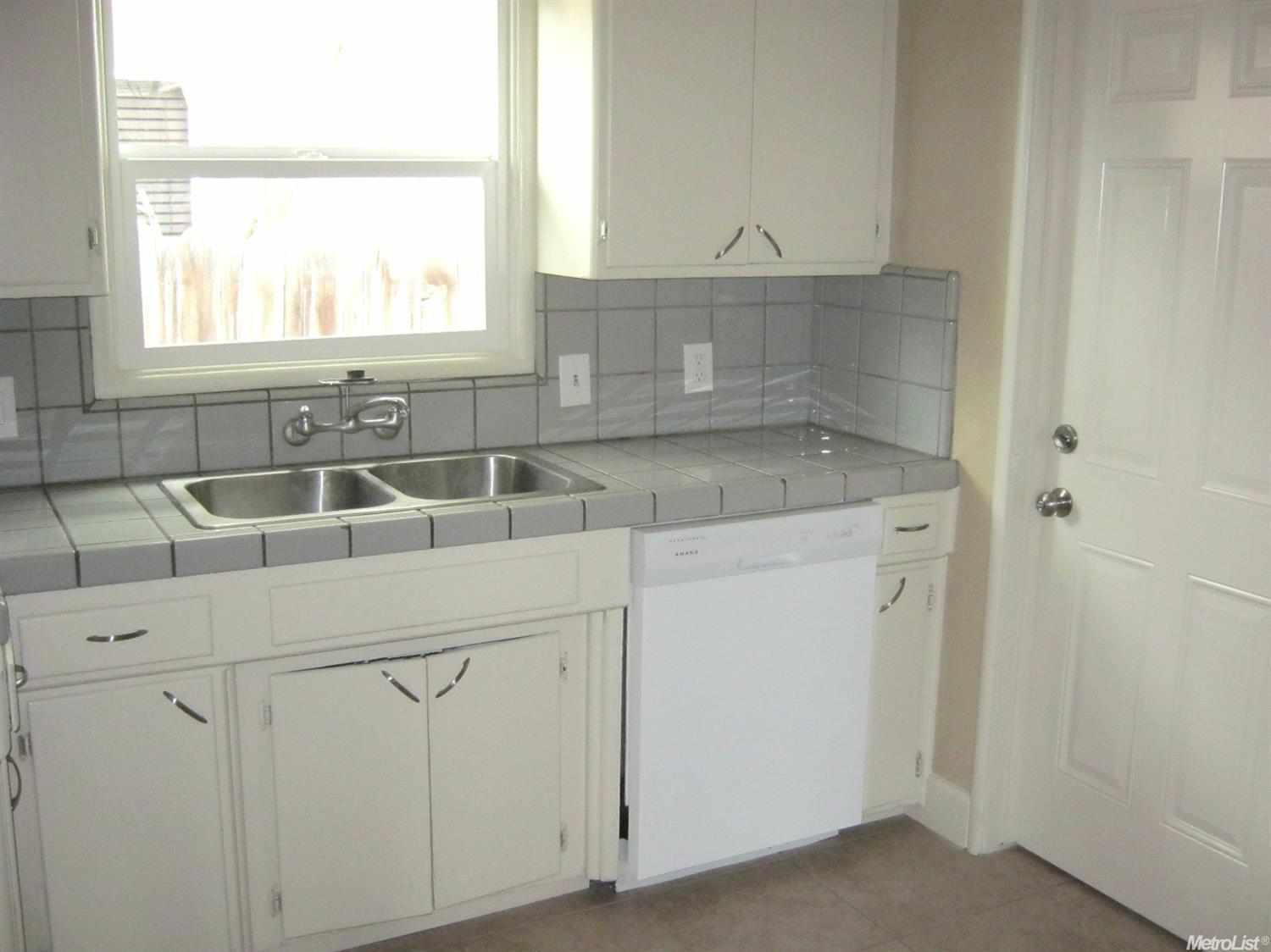 500 Colfax Ave, Modesto, CA 95354 photo 12