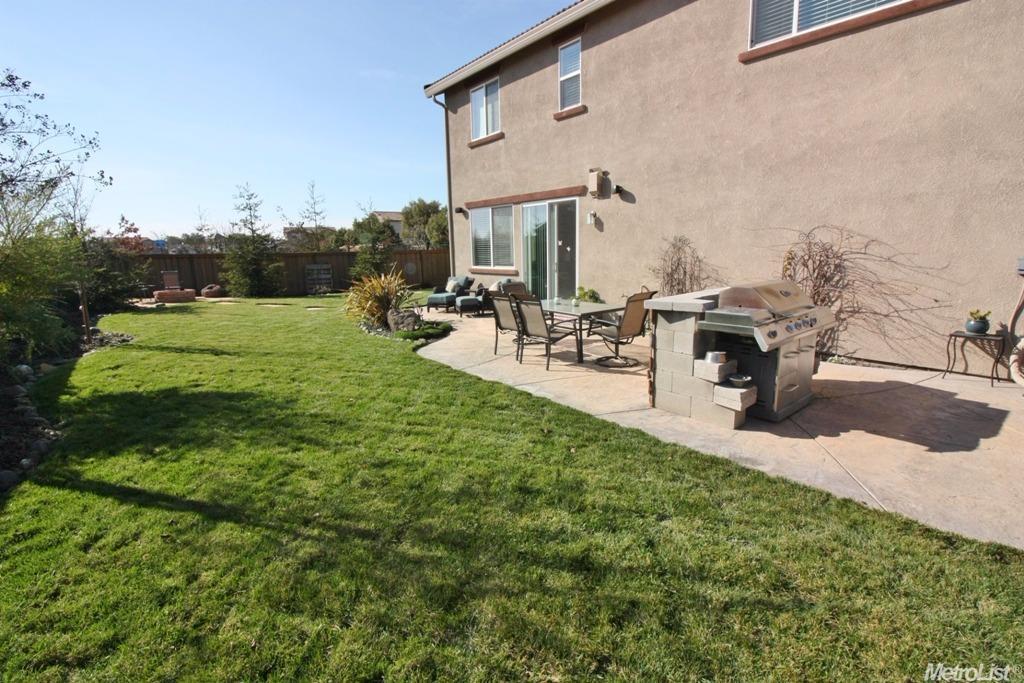 718 Landmark, Lathrop, CA 95330 photo 23