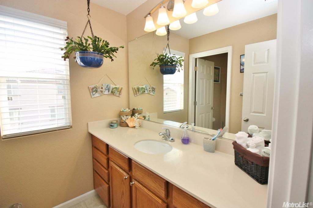 718 Landmark, Lathrop, CA 95330 photo 17