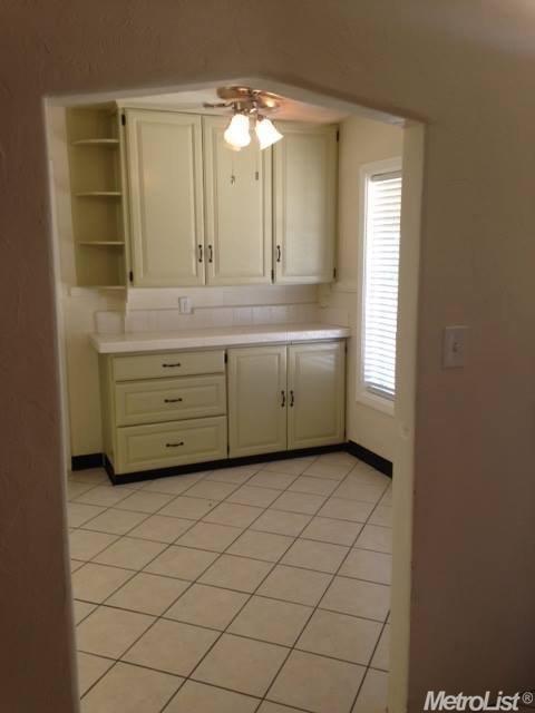 2160 Gunn Rd, Carmichael, CA 95608 photo 5
