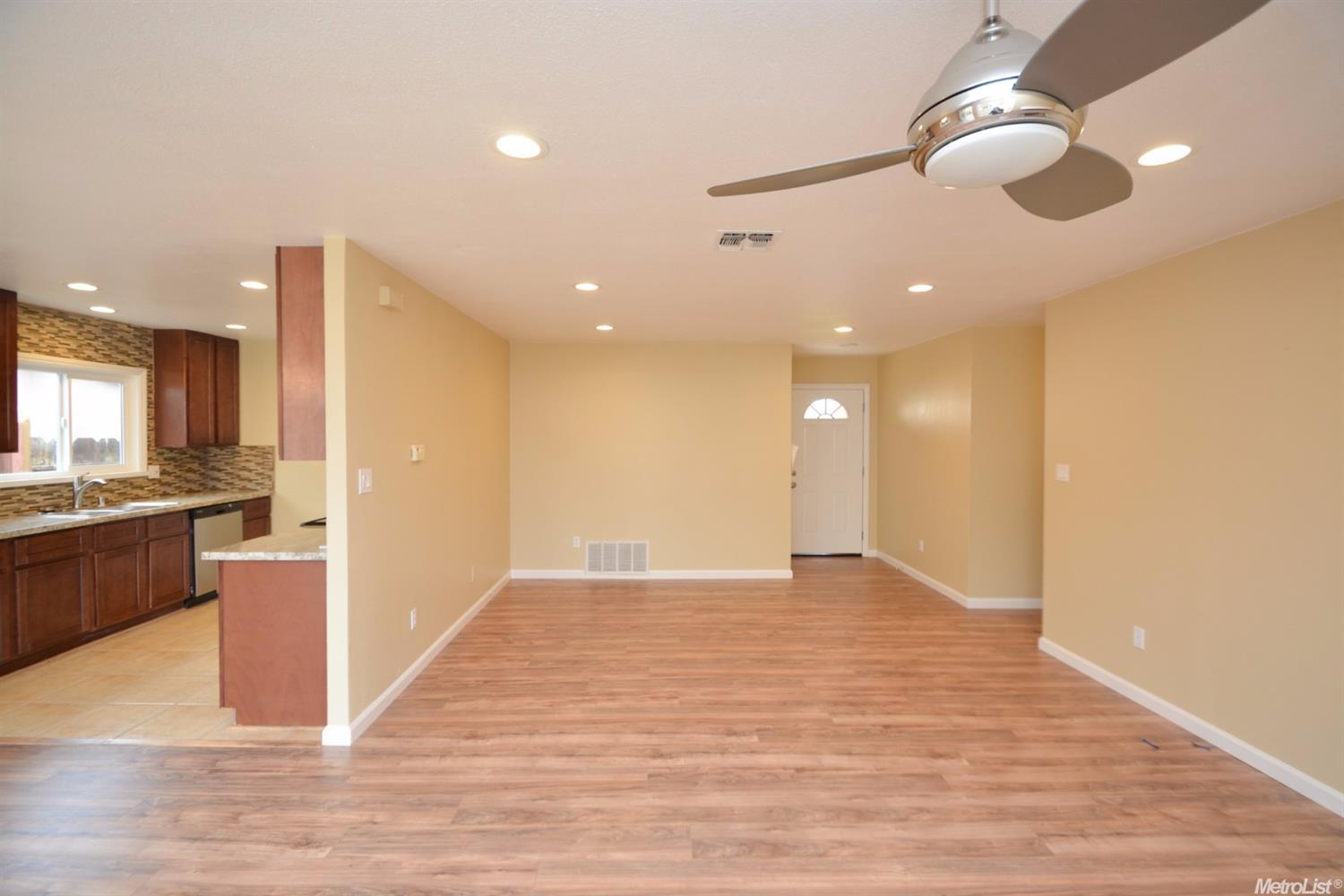 1621 Coupe Pl, Tracy, CA 95376 photo 5