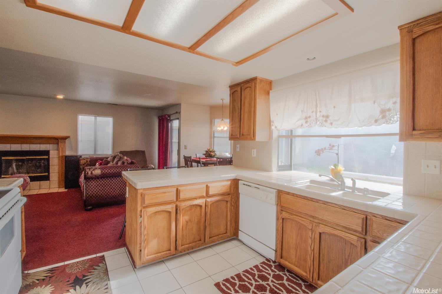 1000 S Cape Dr, Modesto, CA 95350 photo 6