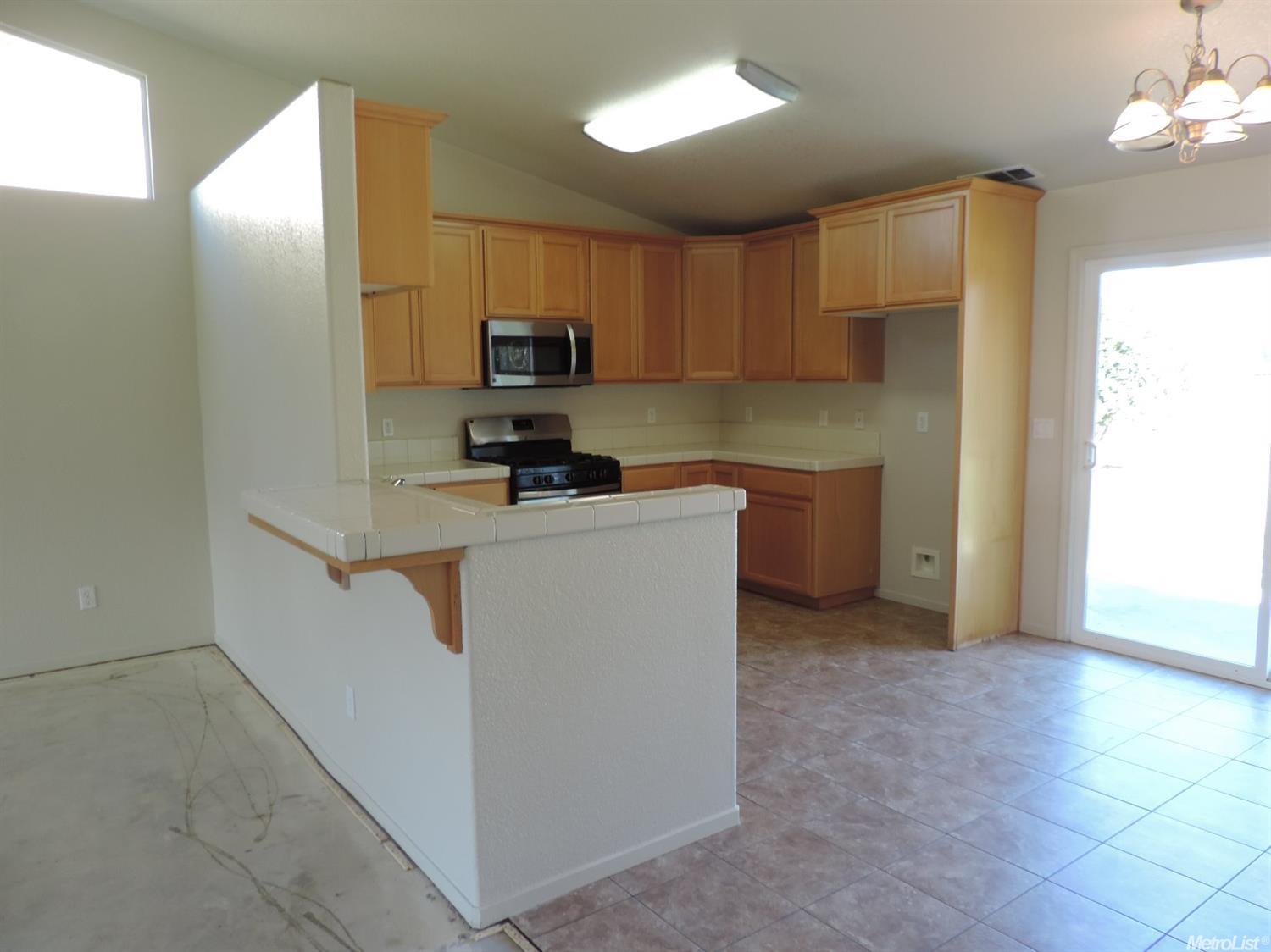 804 Crippen Ave, Modesto, CA 95351 photo 12