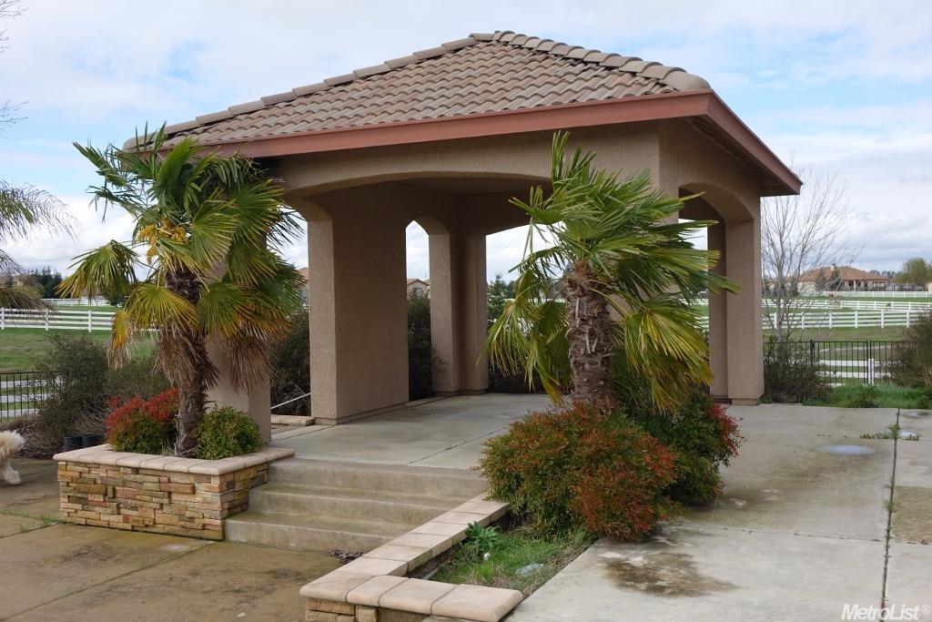 12840 Riding Trail Dr, Wilton, CA 95693 photo 3