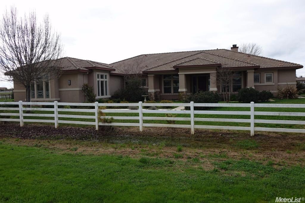 12840 Riding Trail Dr, Wilton, CA 95693 photo 1