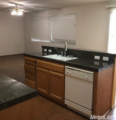 366 Vasconcellos, Manteca, CA 95336 photo 6