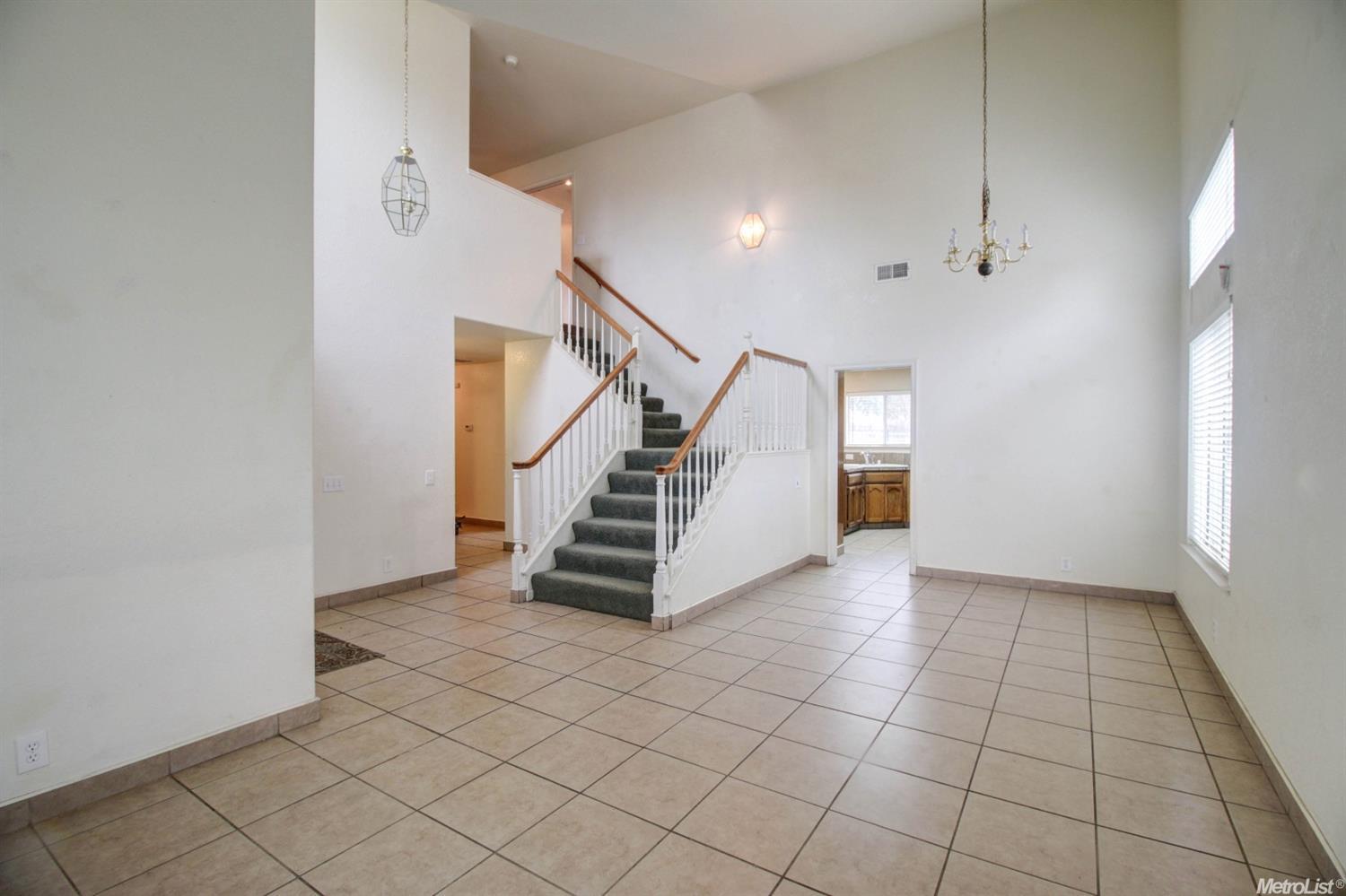 1808 Mount Hamilton Dr, Modesto, CA 95358 photo 3