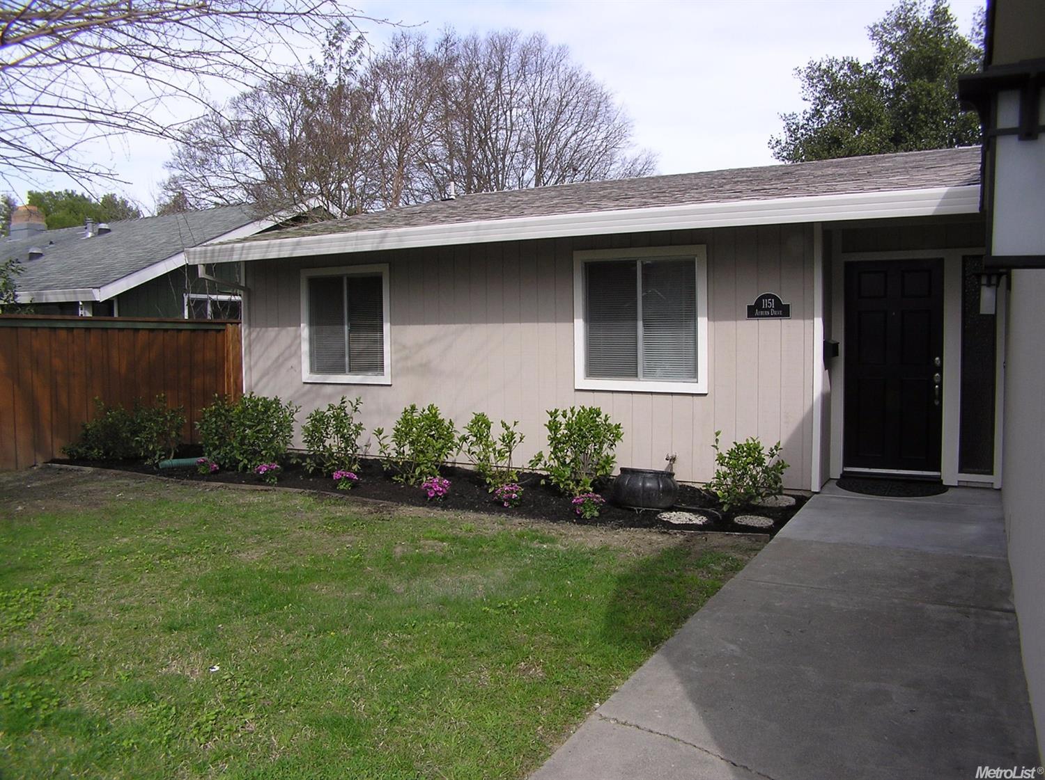 1151 Auburn Dr, Davis, CA 95616 photo 2