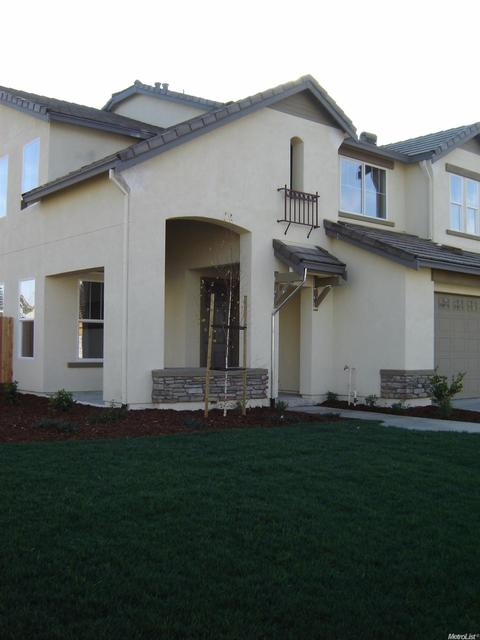 2936 Tabriz Dr, Modesto, CA 95355 photo 2