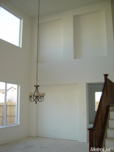 2936 Tabriz Dr, Modesto, CA 95355 photo 8