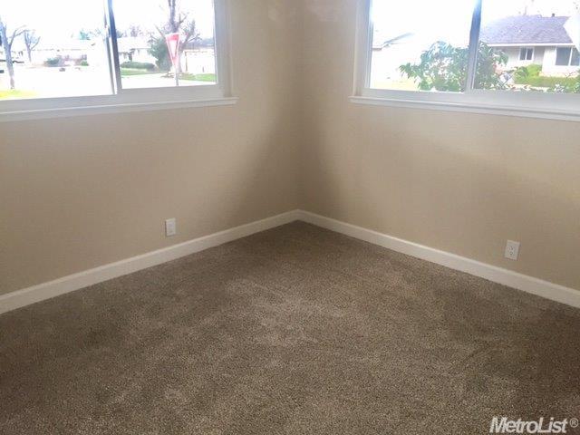 2400 Surrey Ave, Modesto, CA 95355 photo 11