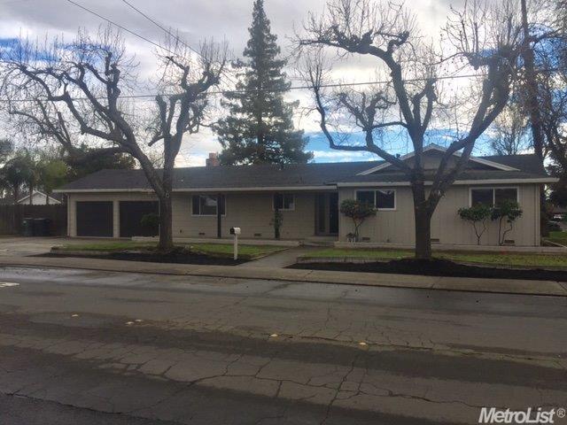2400 Surrey Ave, Modesto, CA 95355 photo 1