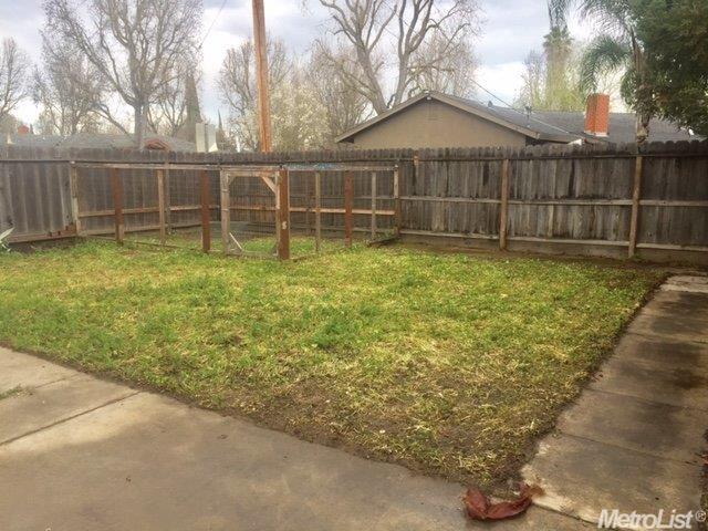 2400 Surrey Ave, Modesto, CA 95355 photo 12