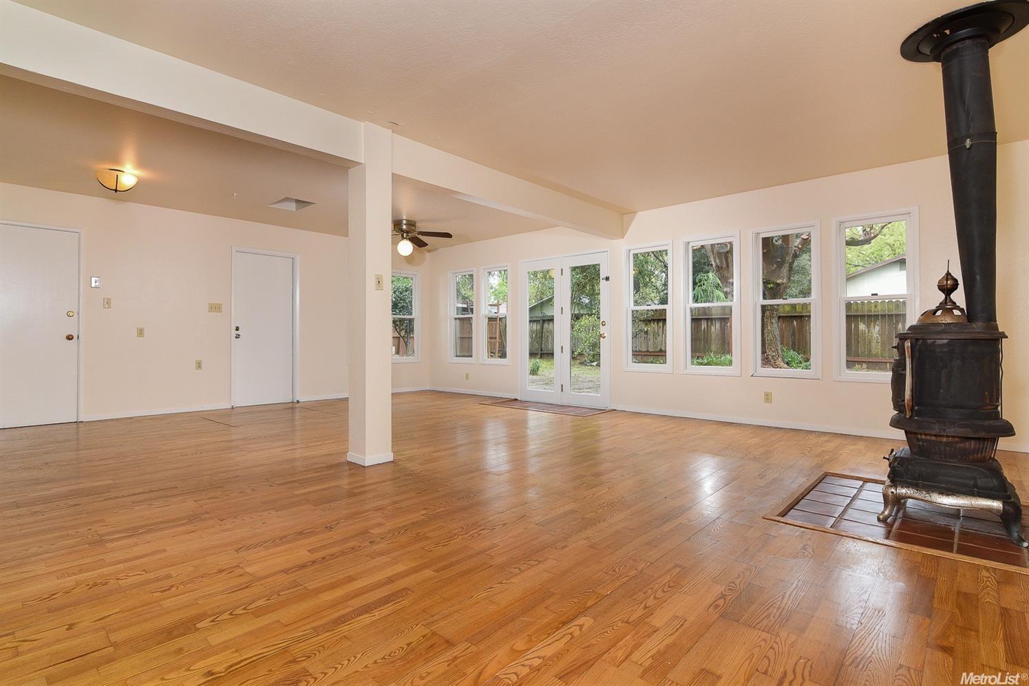 1013 Chestnut Ln, Davis, CA 95616 photo 4