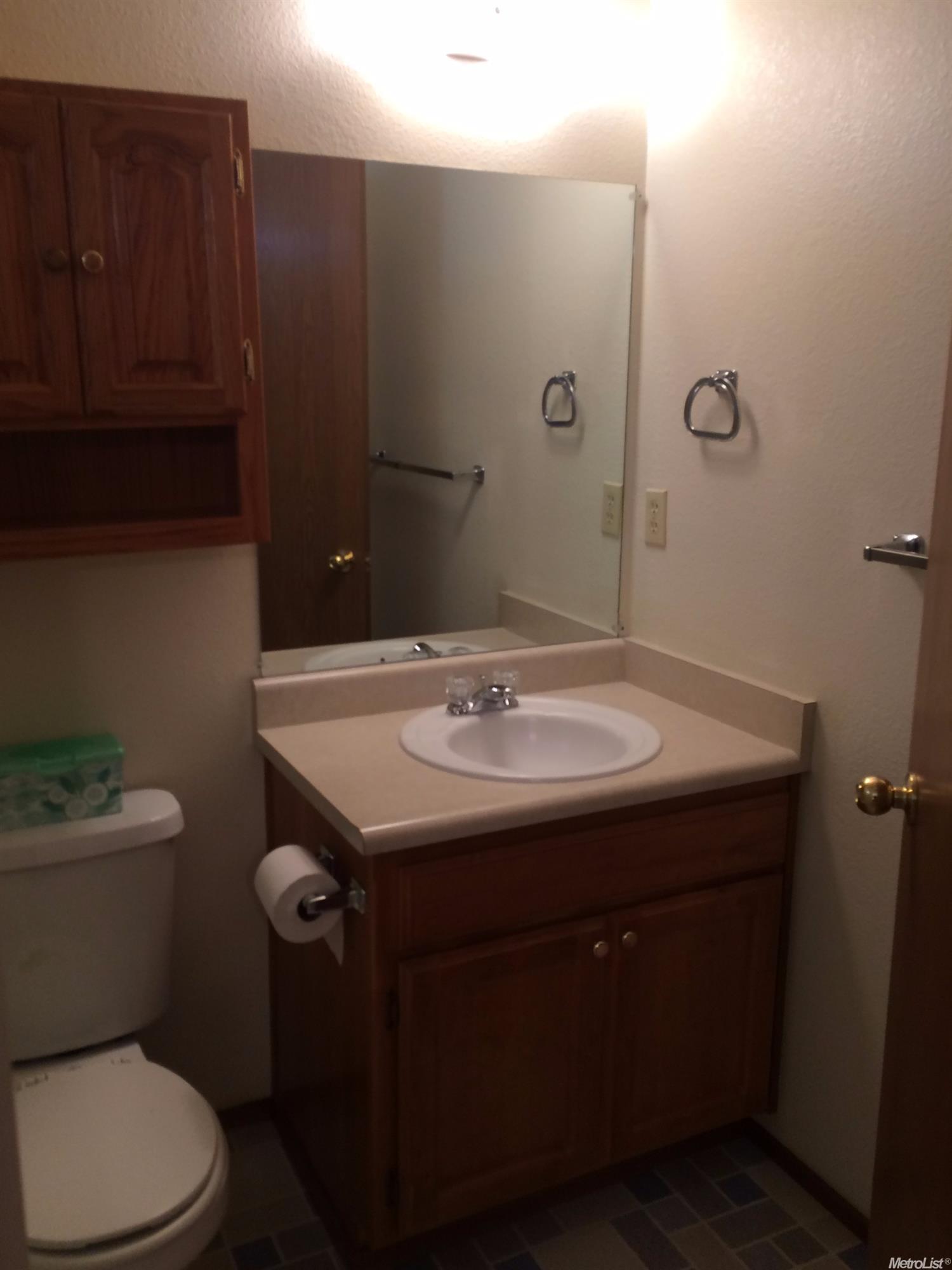 105 Almeria Pl, Winters, CA 95694 photo 9
