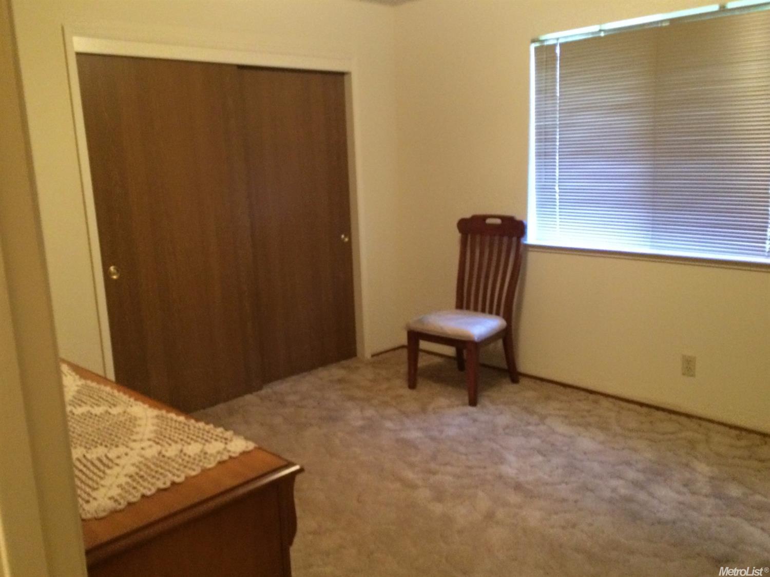 105 Almeria Pl, Winters, CA 95694 photo 5
