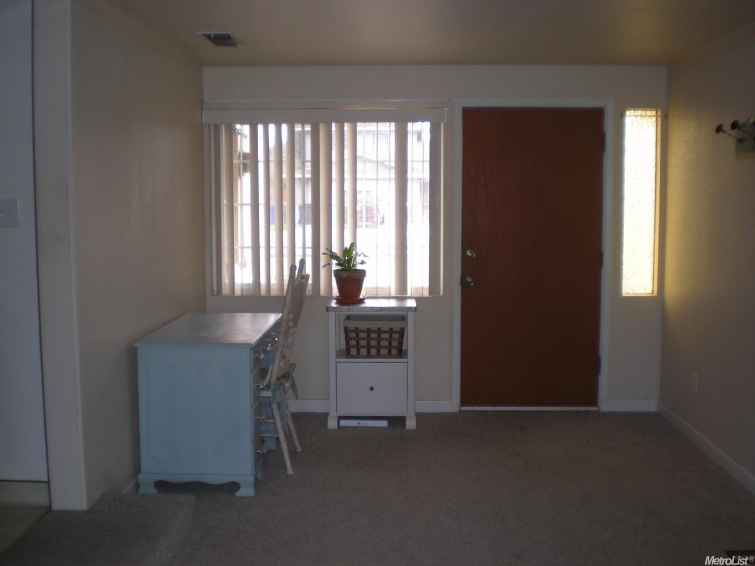 2121 N Berkeley Ave, Turlock, CA 95382 photo 5
